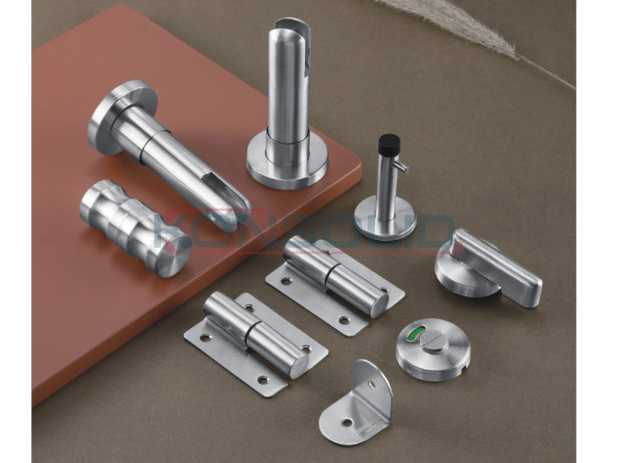 Washroom accessories, set
